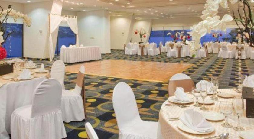 Holiday Inn Resort Acapulco, An Ihg Hotel Экстерьер фото